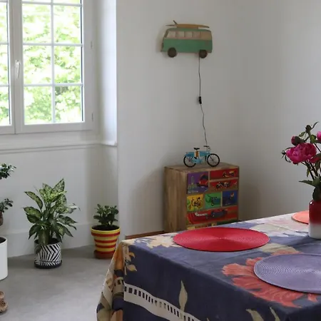 فندق مبيت وإفطار D'hotes 
